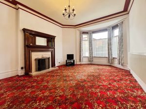 Lounge- click for photo gallery